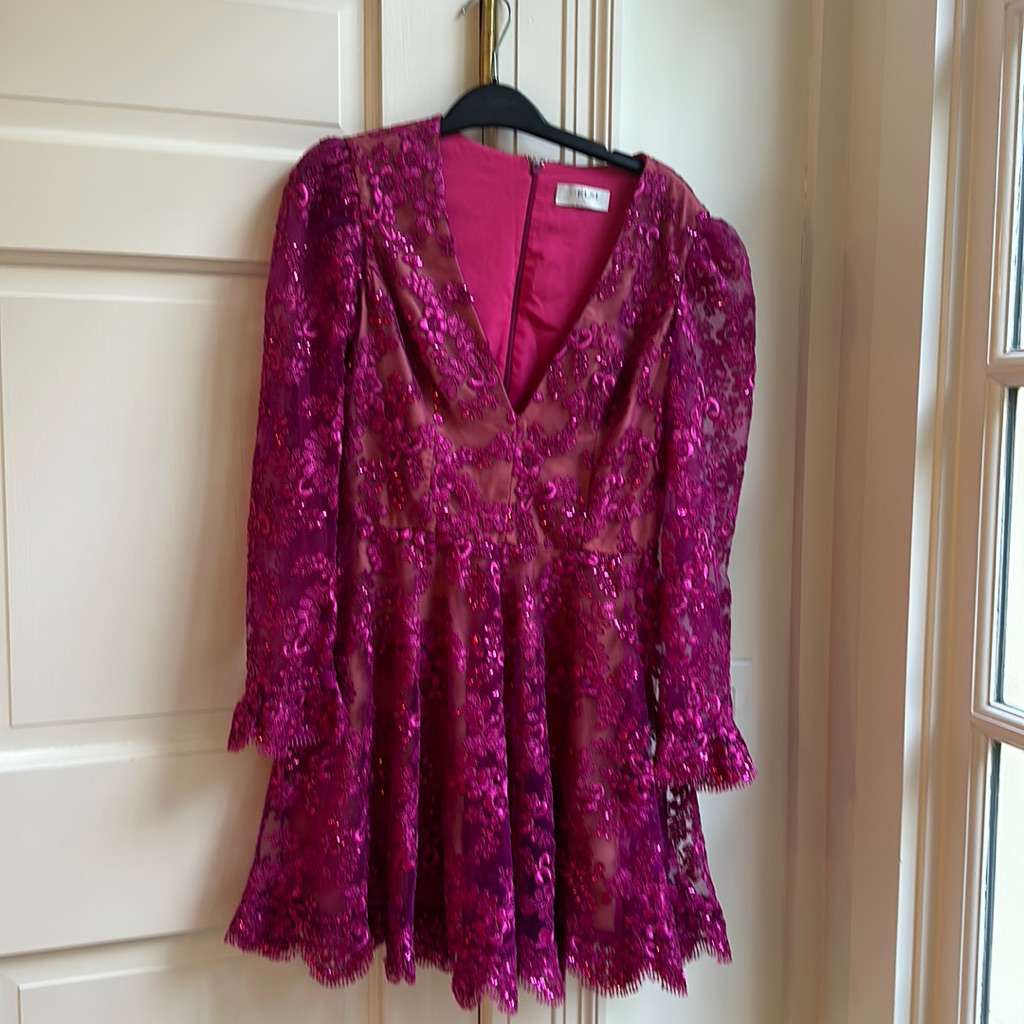 New Helsi Dress Small